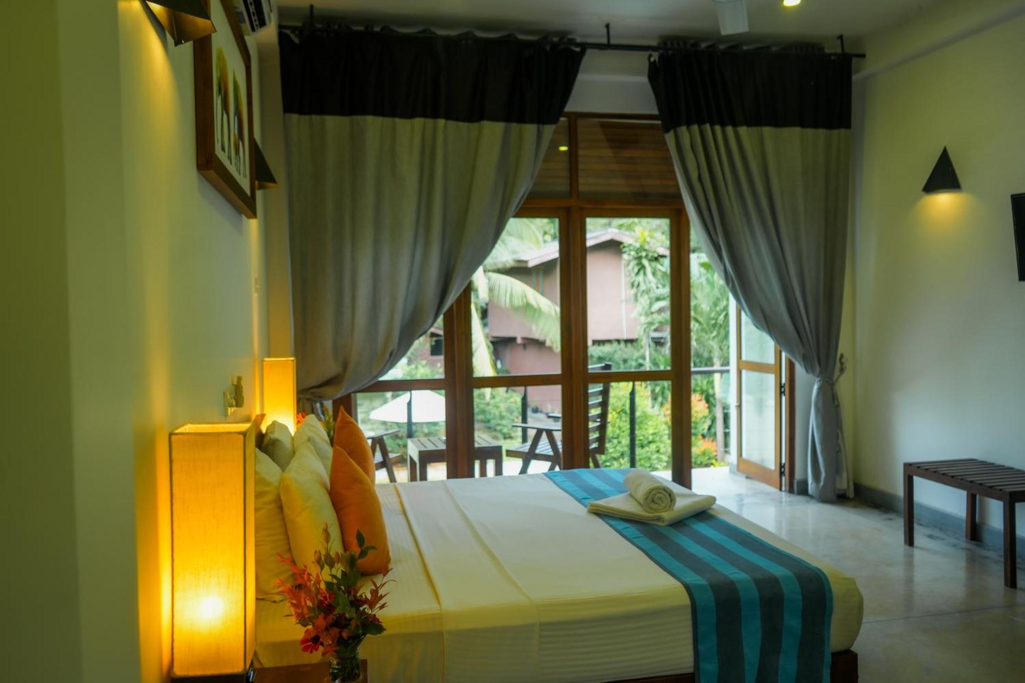 Hotel Athgira Udawalawe Exteriér fotografie