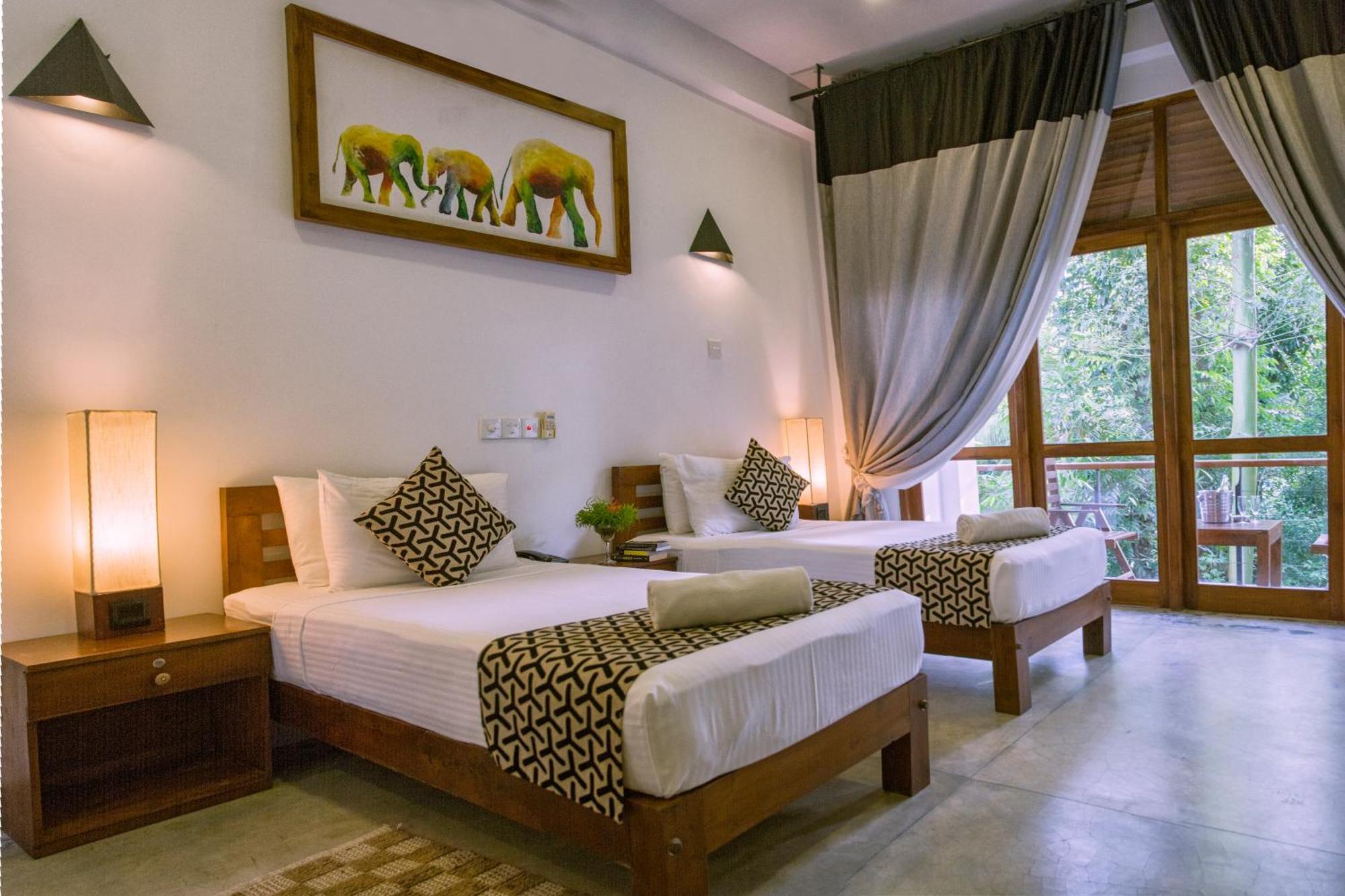 Hotel Athgira Udawalawe Exteriér fotografie