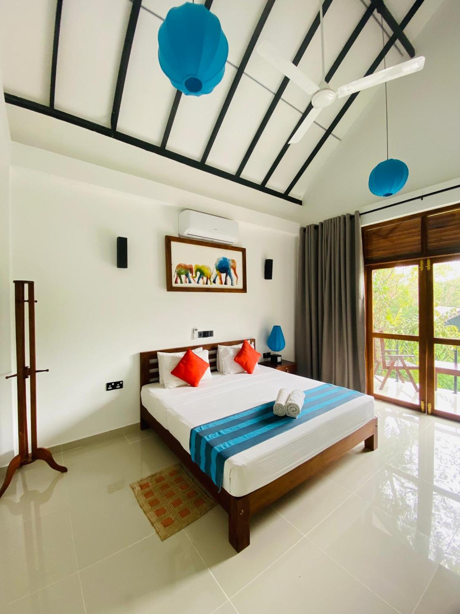 Hotel Athgira Udawalawe Exteriér fotografie